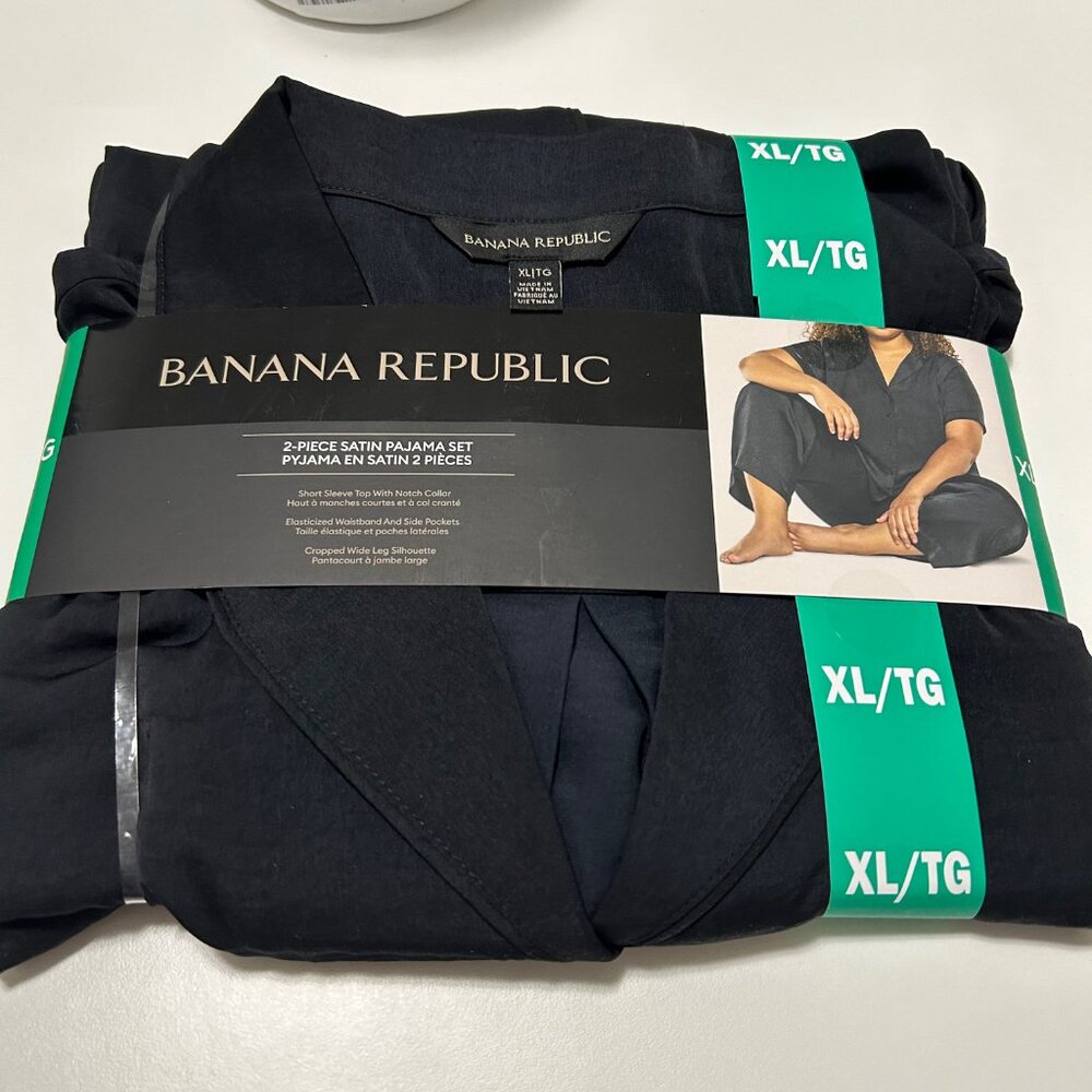 XL Black Satin Pajamas Banana Republic Coord Set - Picture 7 of 8